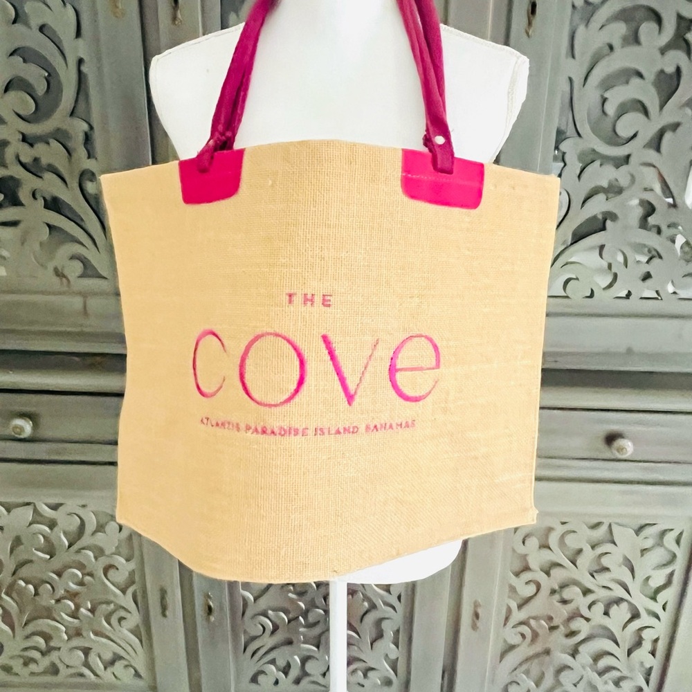 NWOT The Cove Bahamas woven tote tan burgundy